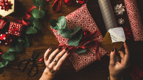 Gift Wrapping Fundraiser for Feed Nova Scotia